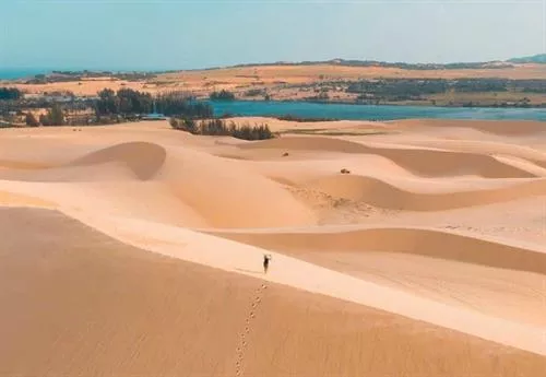 Tour trong ngày đi từ Phan Rang đến Mũi Né, ngắm hoàng hôn.